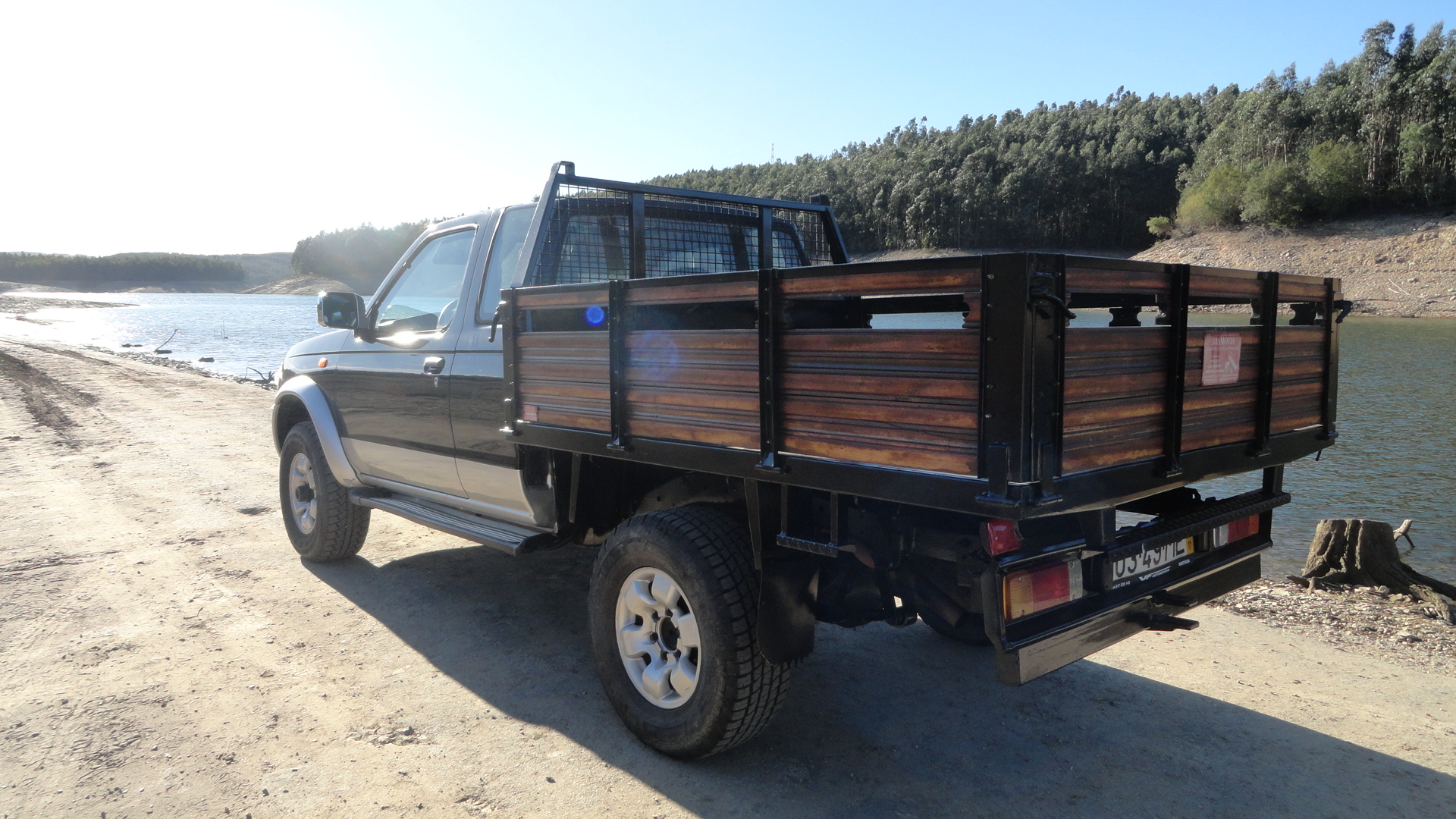 NISSAN NAVARA 2.5 TDI 4 LUGARES