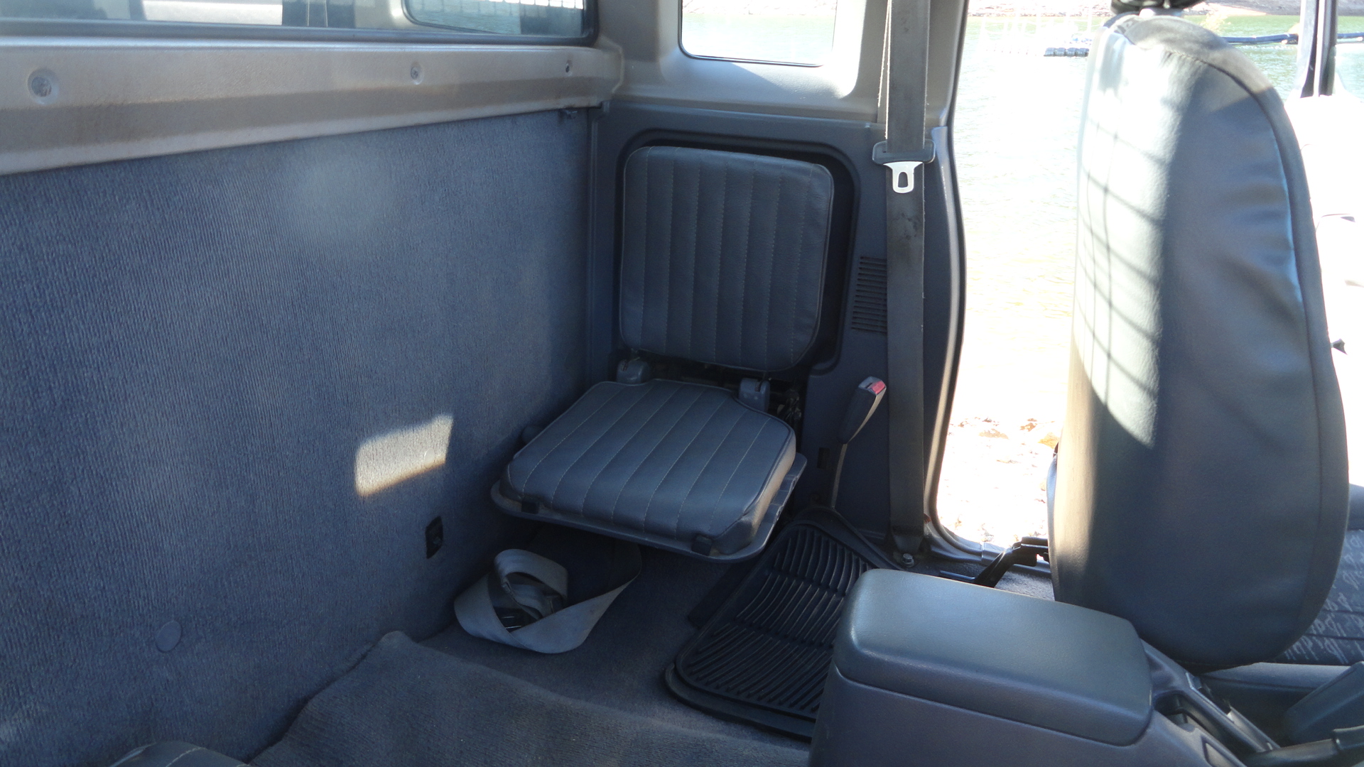 NISSAN NAVARA 2.5 TDI 4 LUGARES