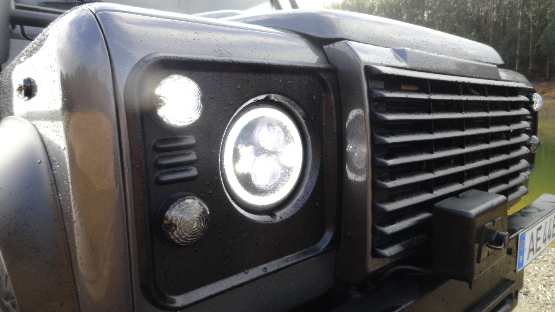 LAND ROVER DEFENDER 130