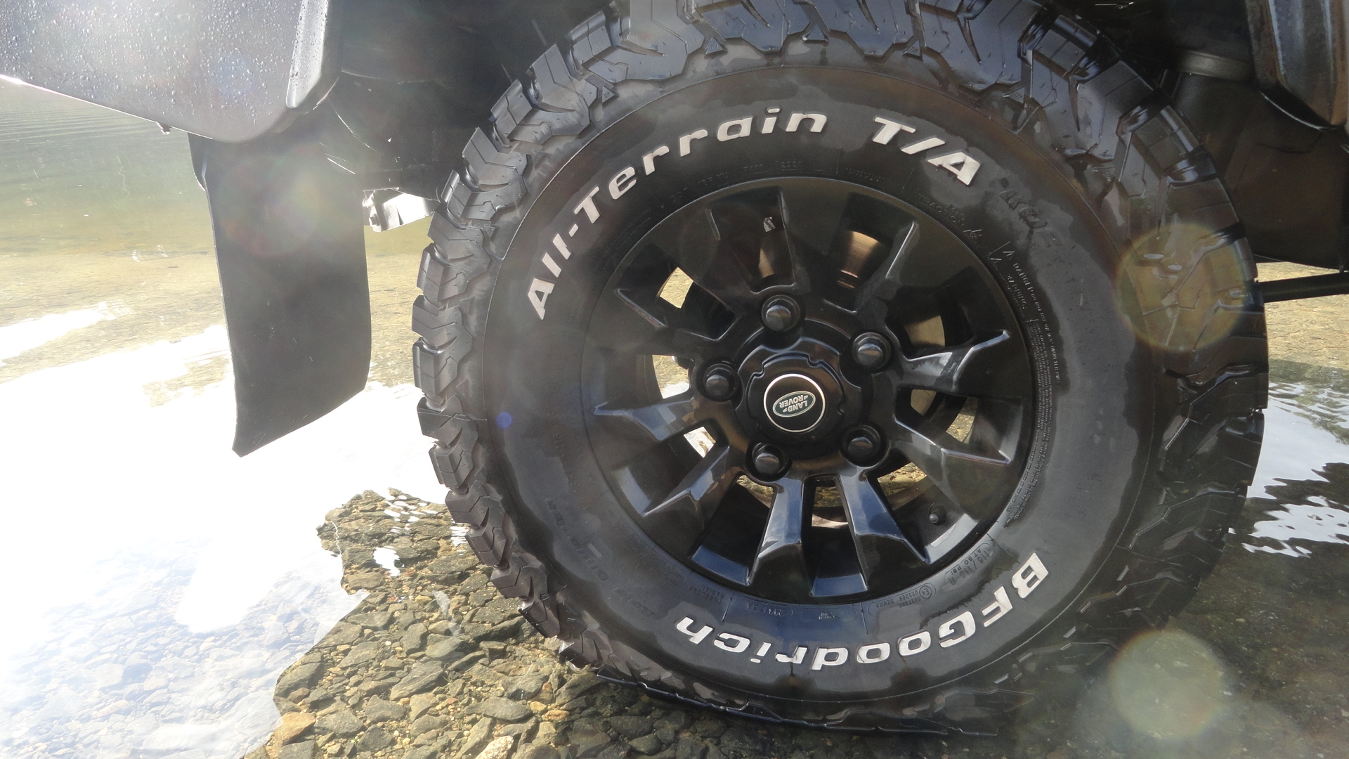 LAND ROVER DEFENDER 130