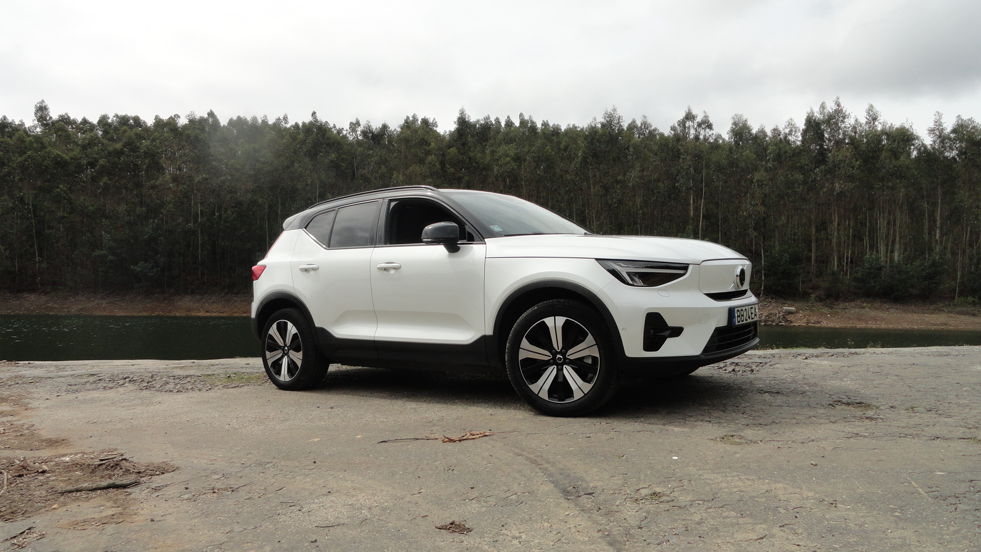 VOLVO XC 40 ELETRICO