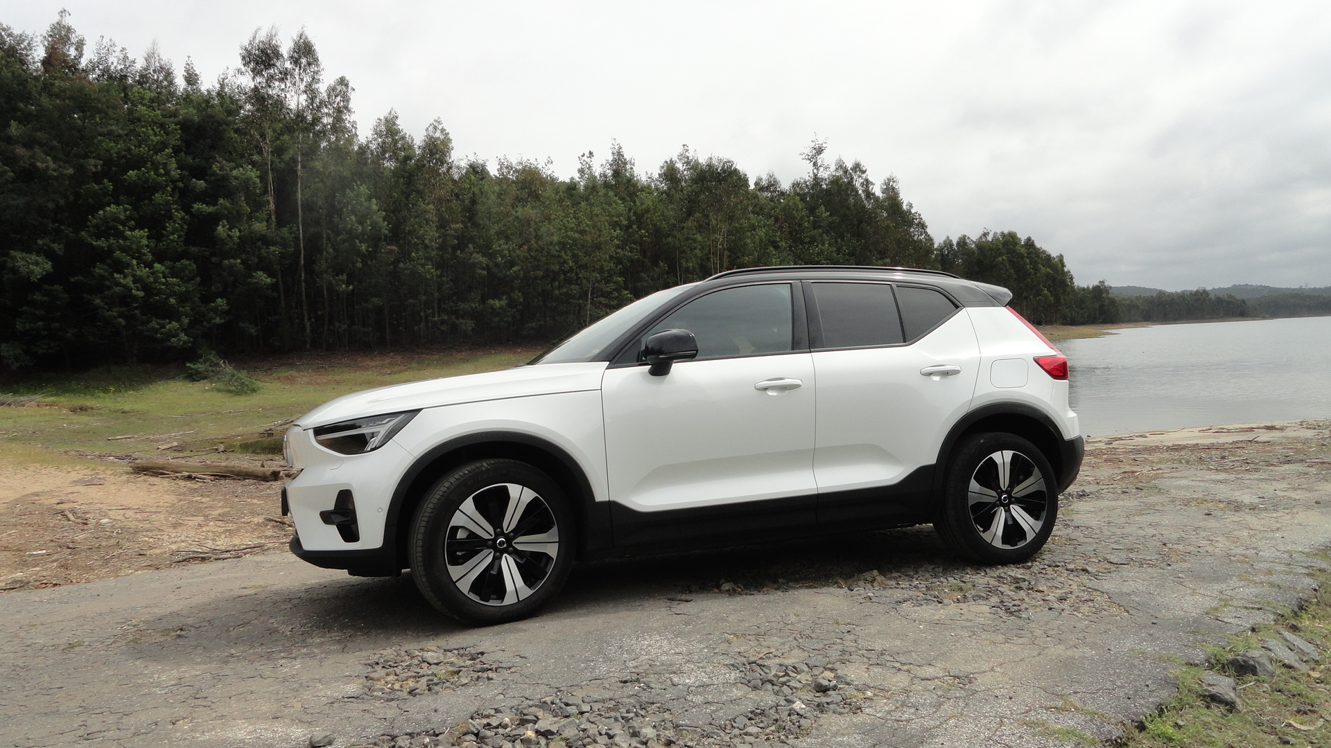 VOLVO XC 40 ELETRICO