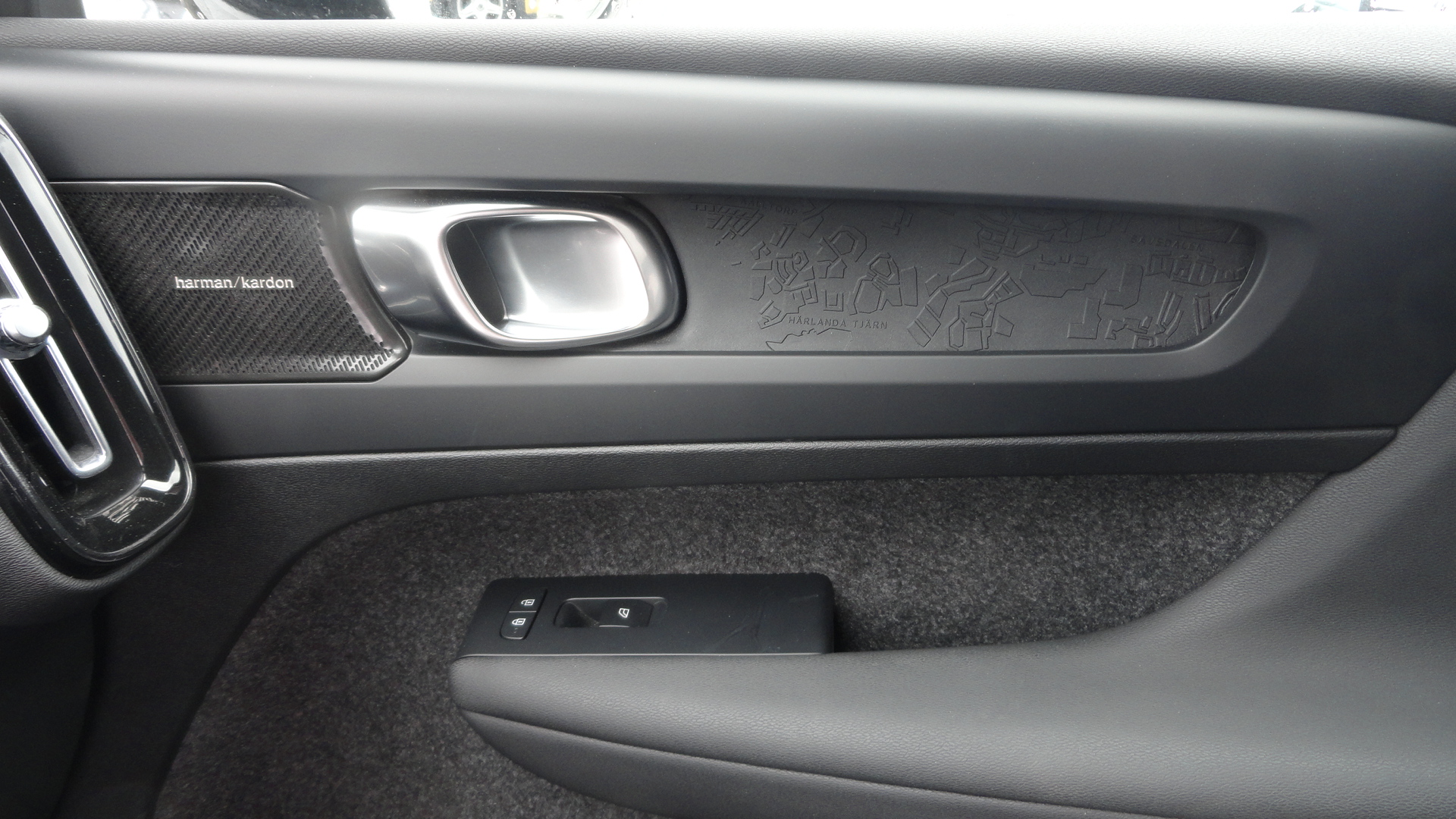 VOLVO XC 40 ELETRICO