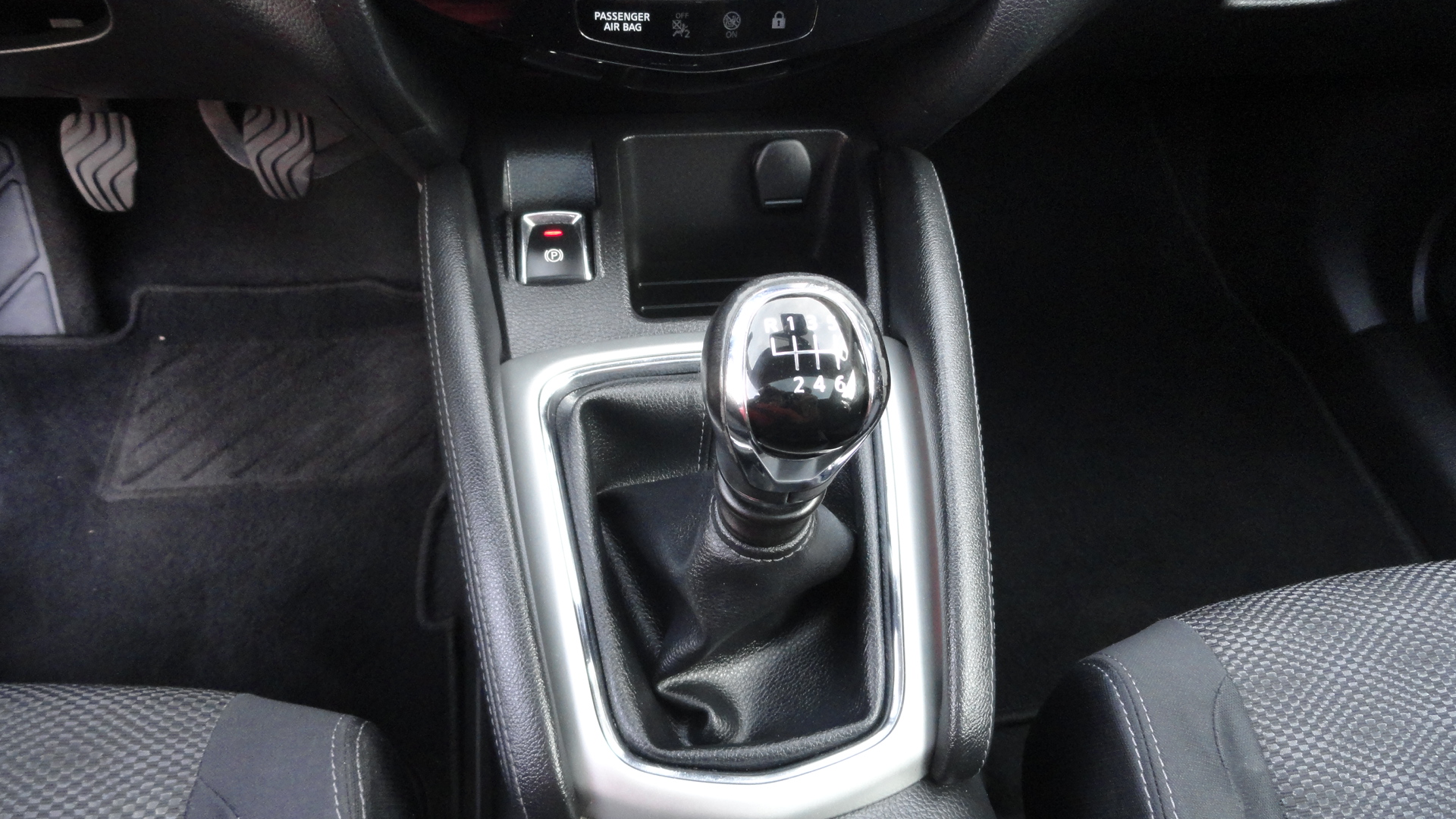 NISSAN QASHQAI 1.6 D