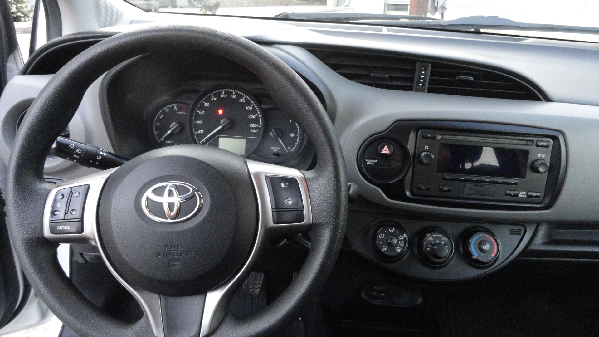 TOYOTA YARIS BIZZ 1.4D-4D