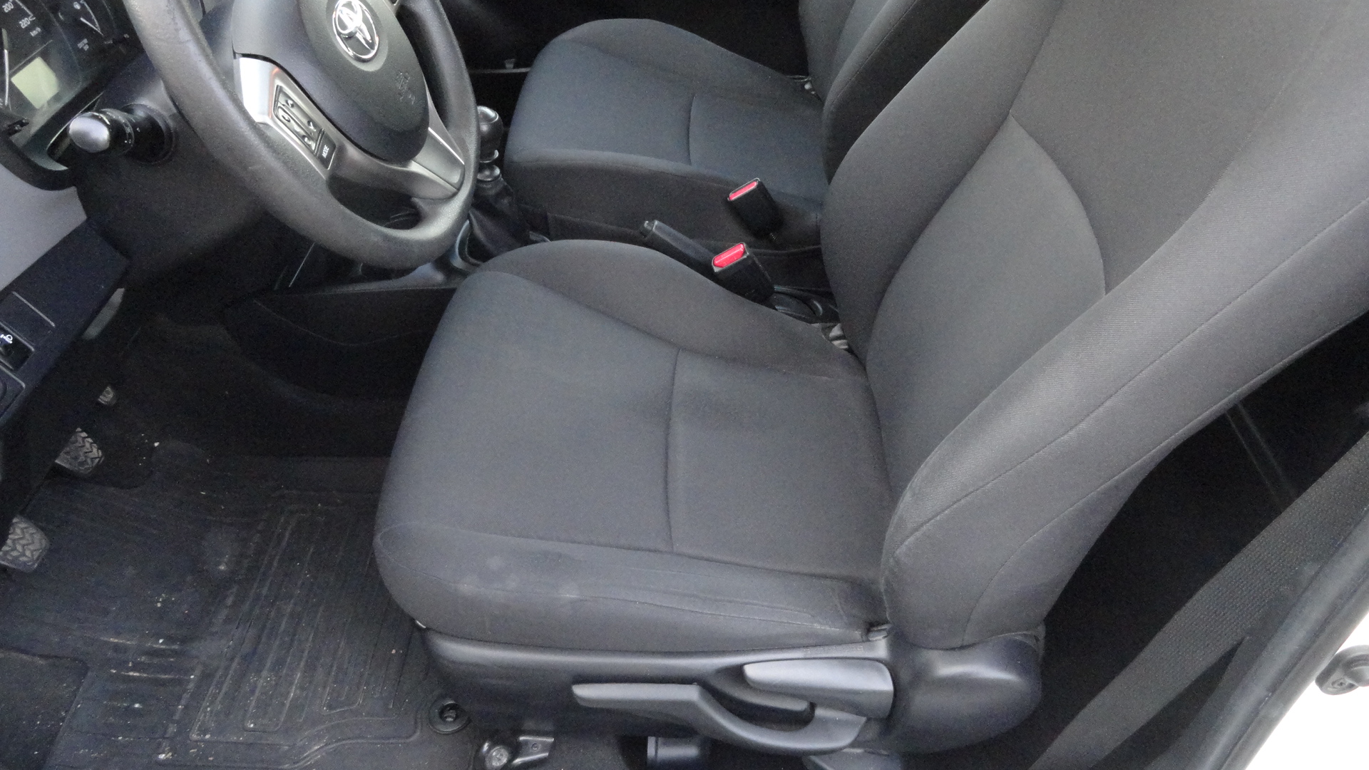 TOYOTA YARIS BIZZ 1.4D-4D
