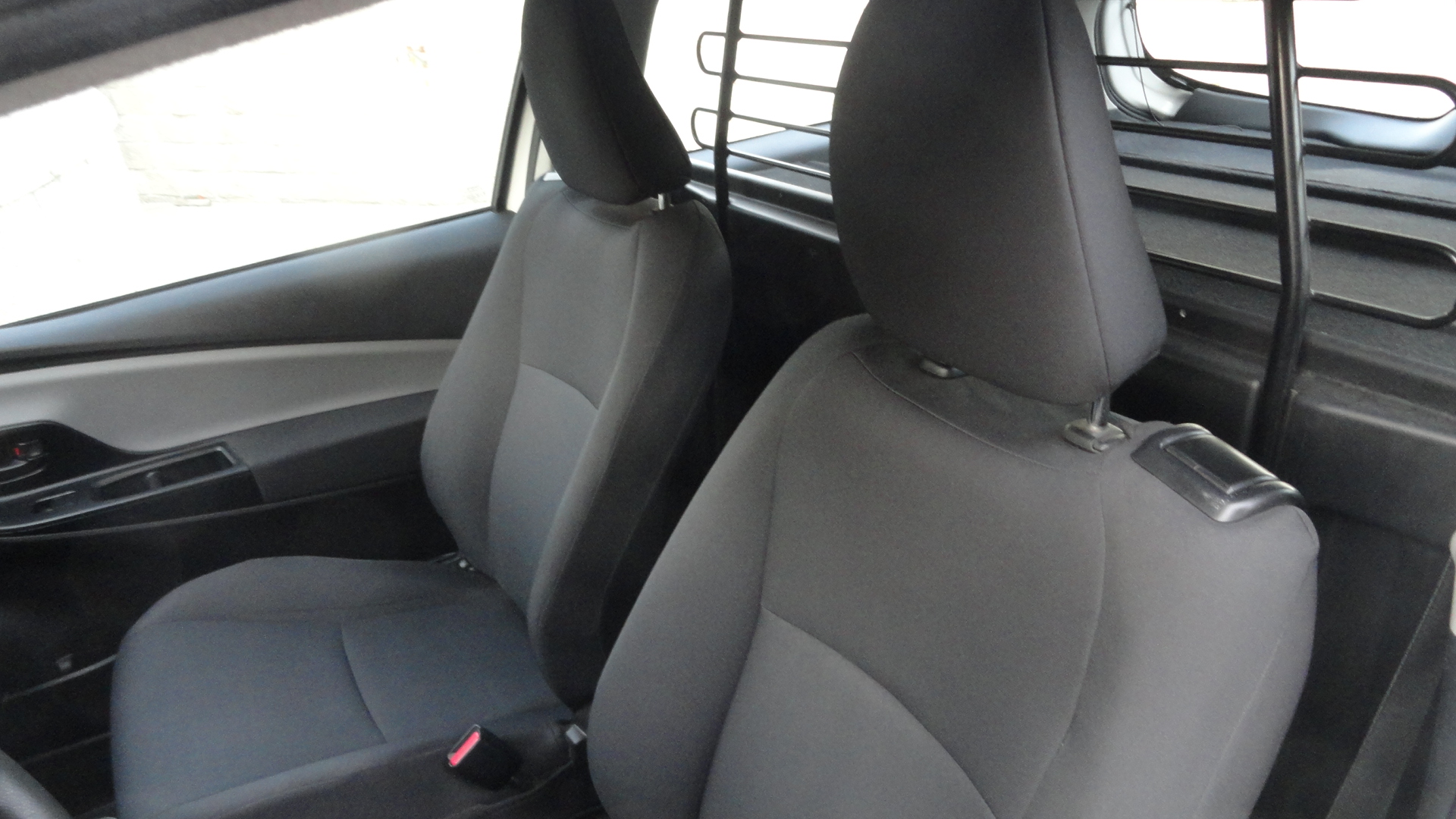 TOYOTA YARIS BIZZ 1.4D-4D
